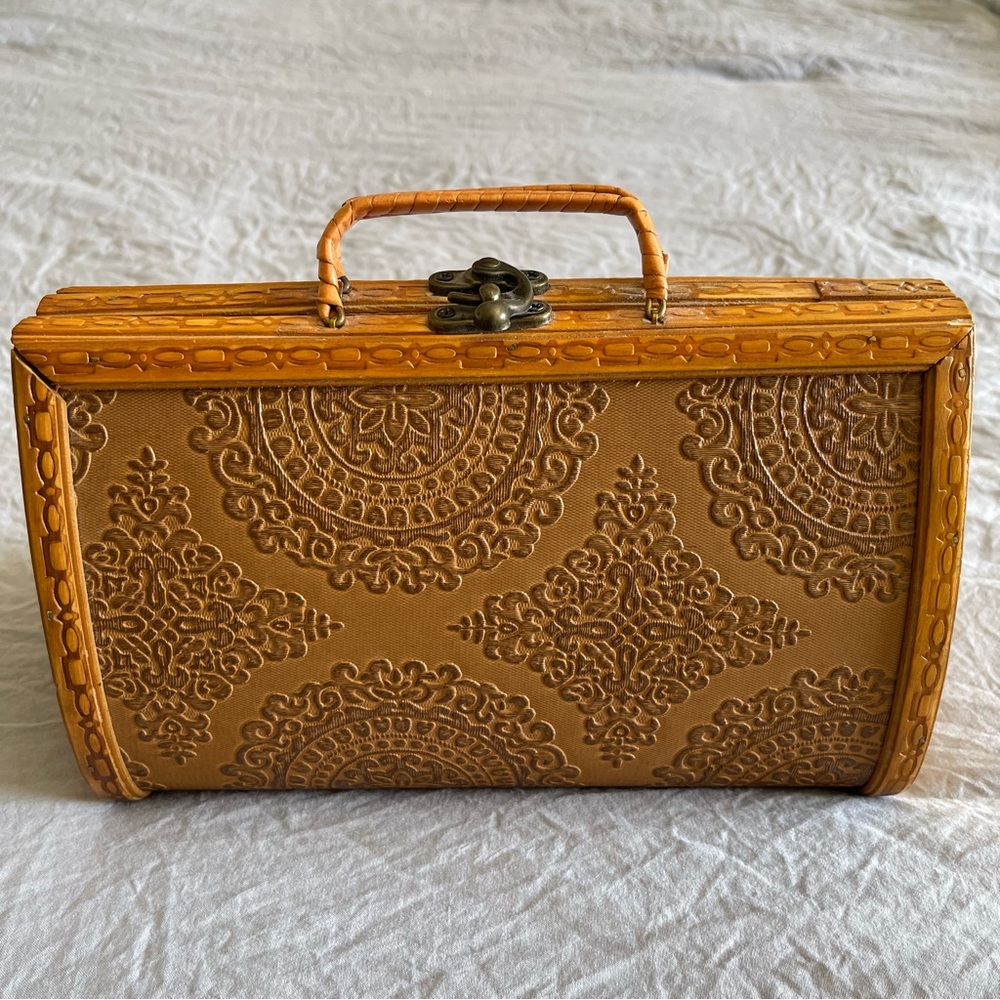 Vintage Boho Wooden Mandala Embossed Statement Handbag Purse Clutch - Picture 3 of 12